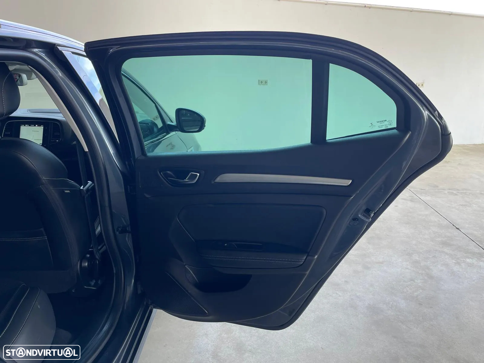 Renault Mégane 1.5 Blue dCi Intens EDC - 40
