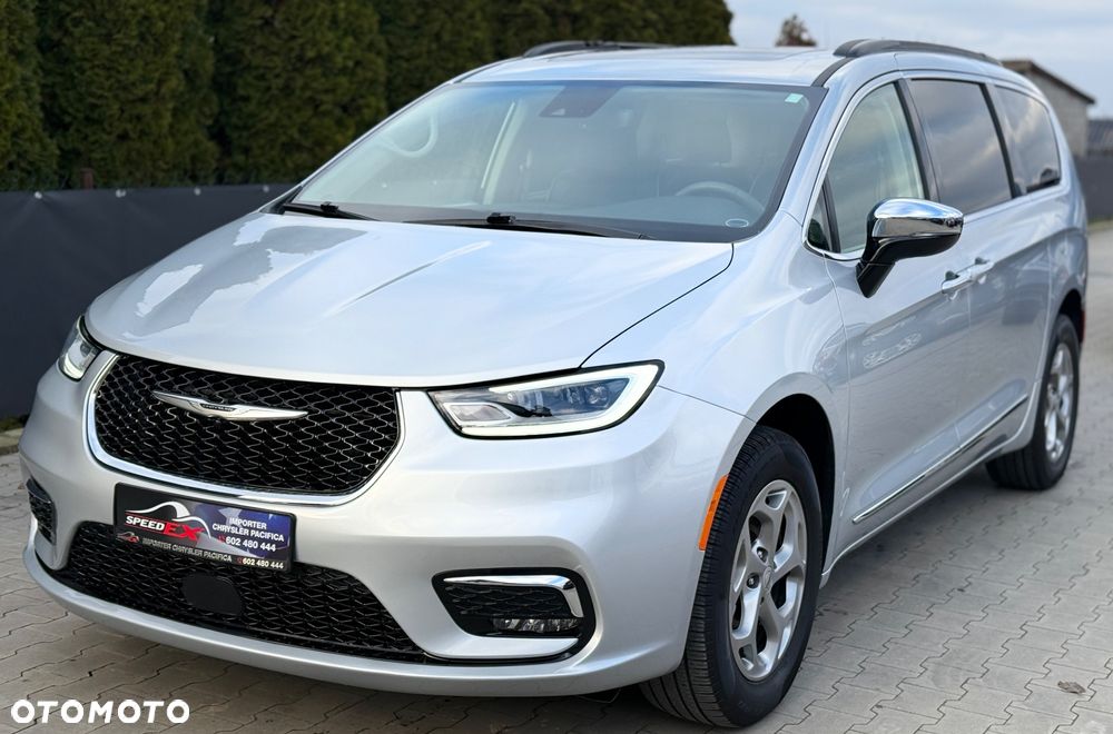 Chrysler Pacifica - 3