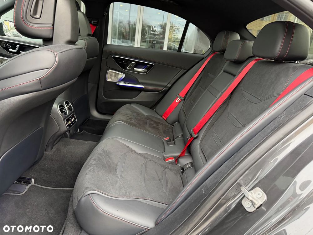 Mercedes-Benz Klasa C AMG 43 4Matic AMG Speedshift MCT9G - 13