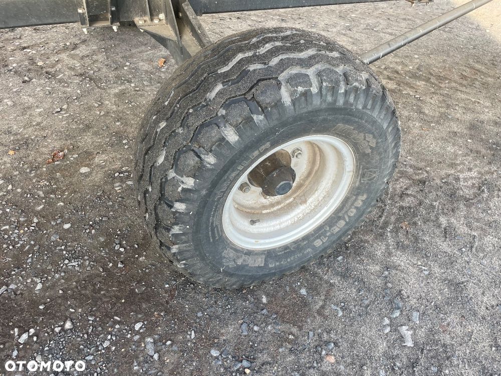 New Holland CX 8070 - 27