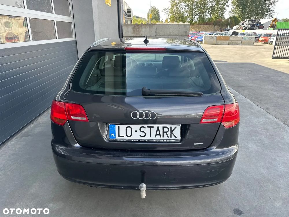 Audi A3 Sportback 2.0 TFSI Ambition - 2