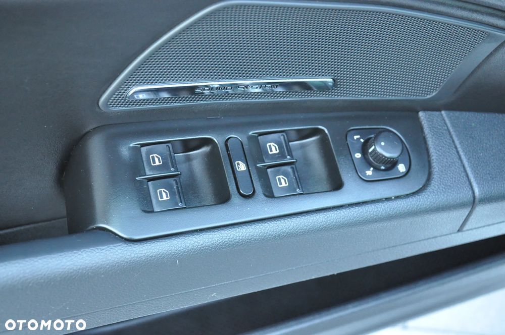 Skoda Superb 1.8 TSI DSG Exclusive - 37