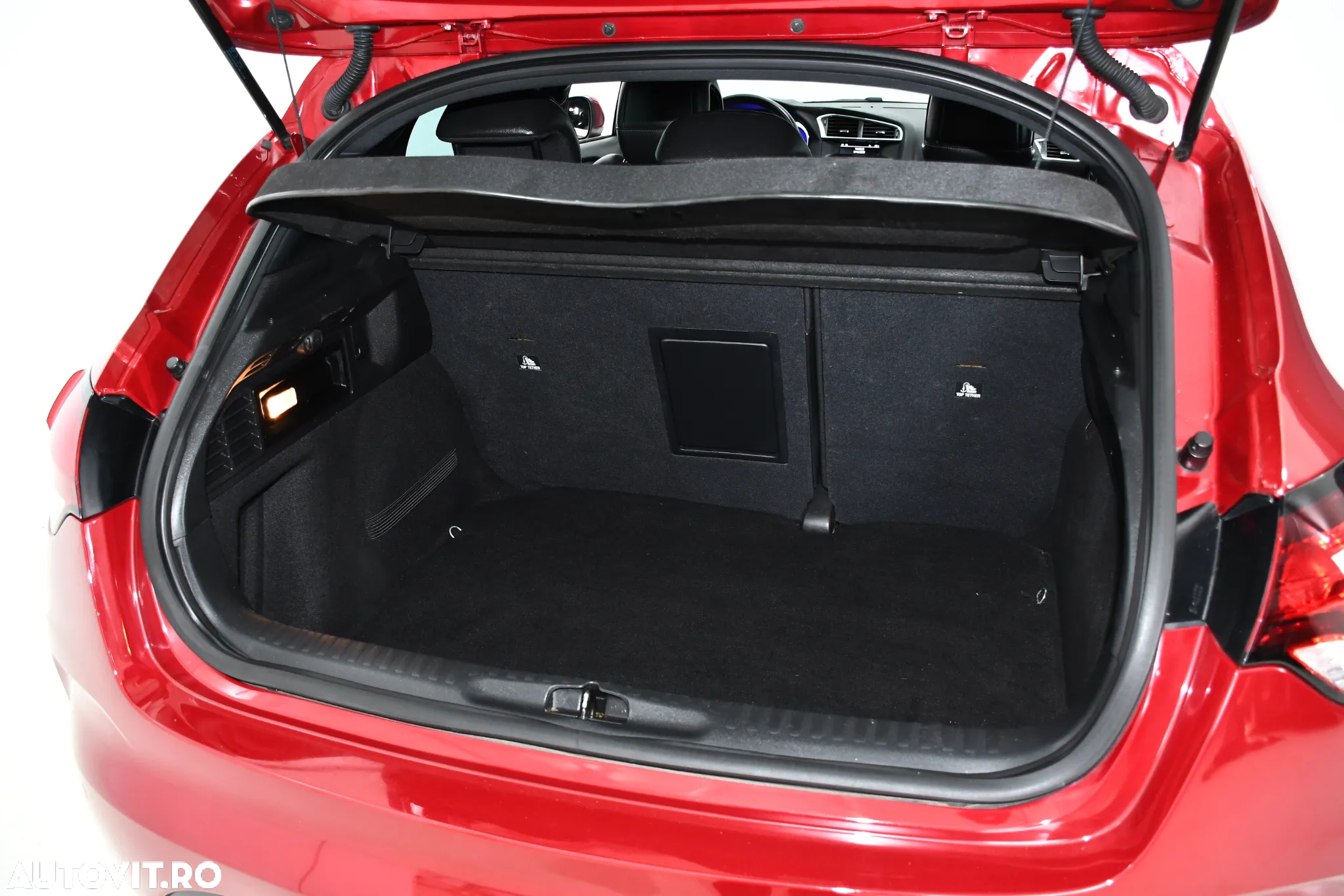 Citroën DS4 e-HDi 110 EGS6 SoChic - 24