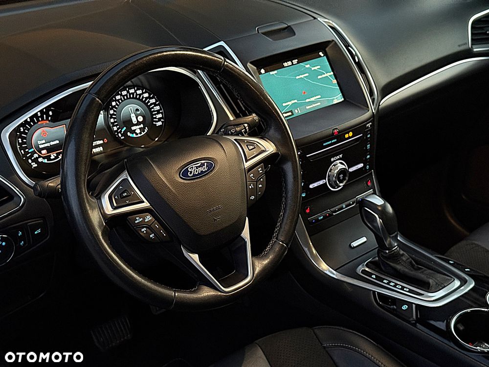 Ford S-Max 2.0 TDCi 4WD Titanium PowerShift - 9