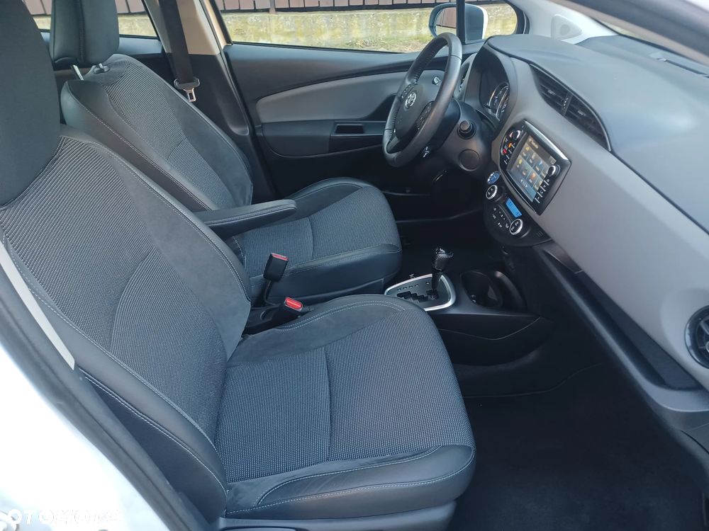 Toyota Yaris 1.5 VVT-i Selection - 18