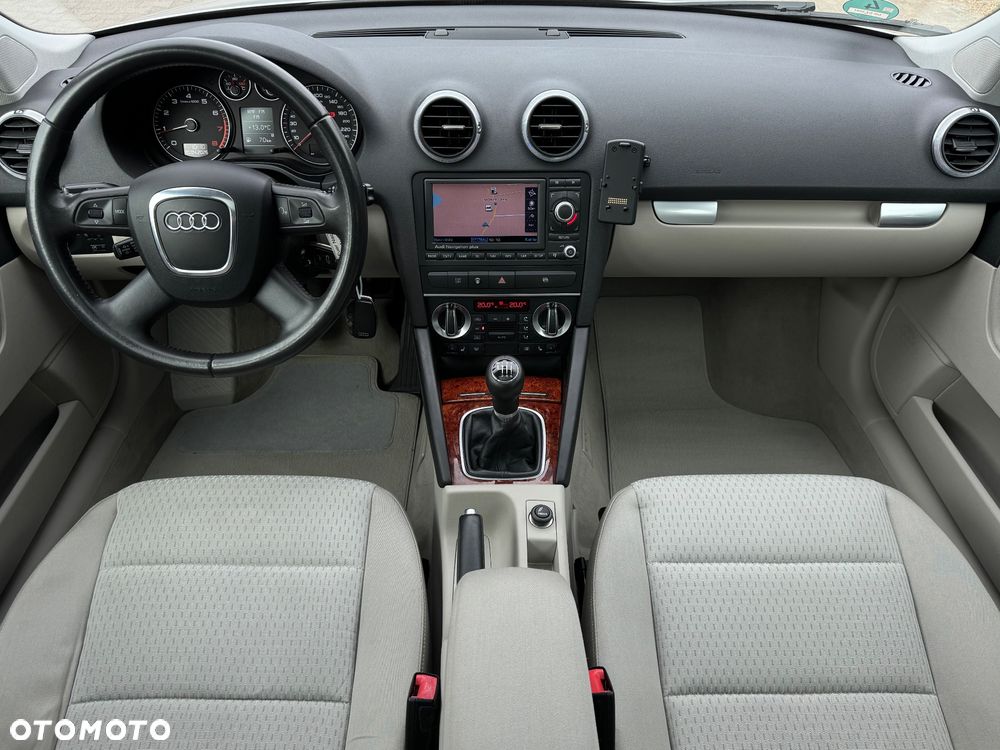 Audi A3 Sportback 1.8 TFSI Attraction - 7