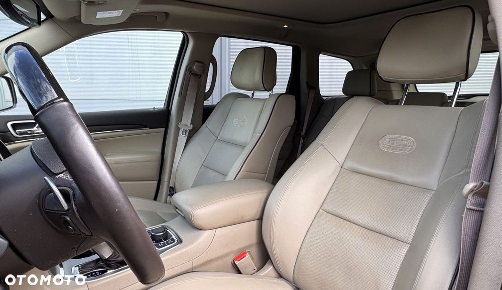 Jeep Grand Cherokee - 37