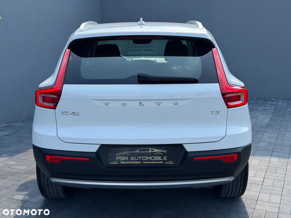 Volvo XC 40 T3 Momentum - 10