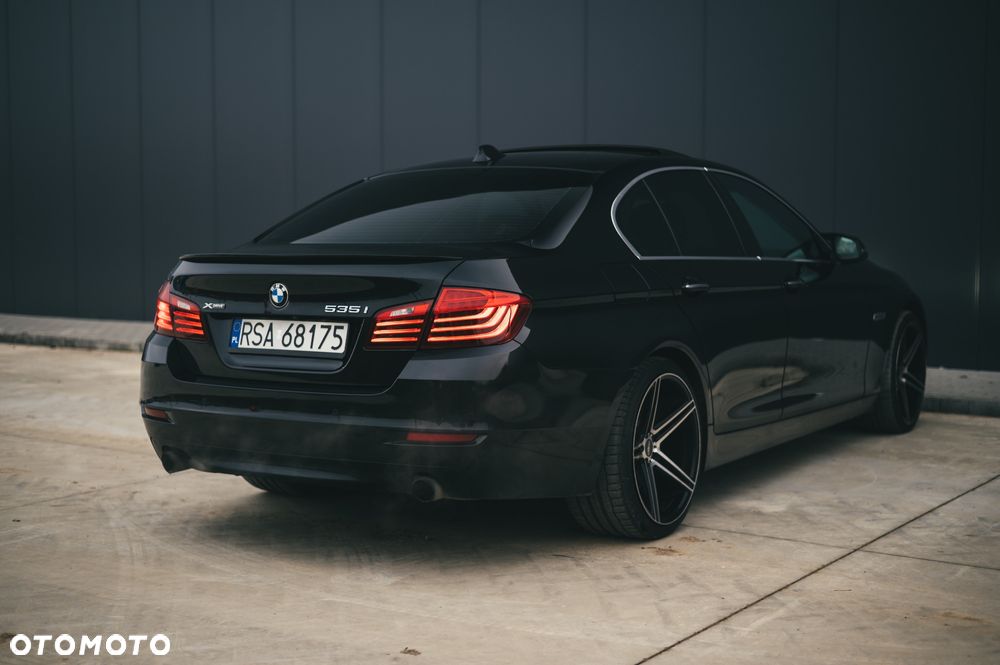 BMW Seria 5 535i xDrive Luxury Line - 1
