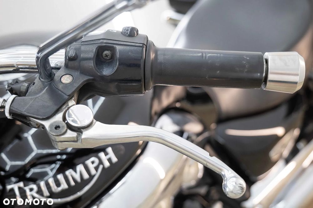 Triumph Rocket - 29