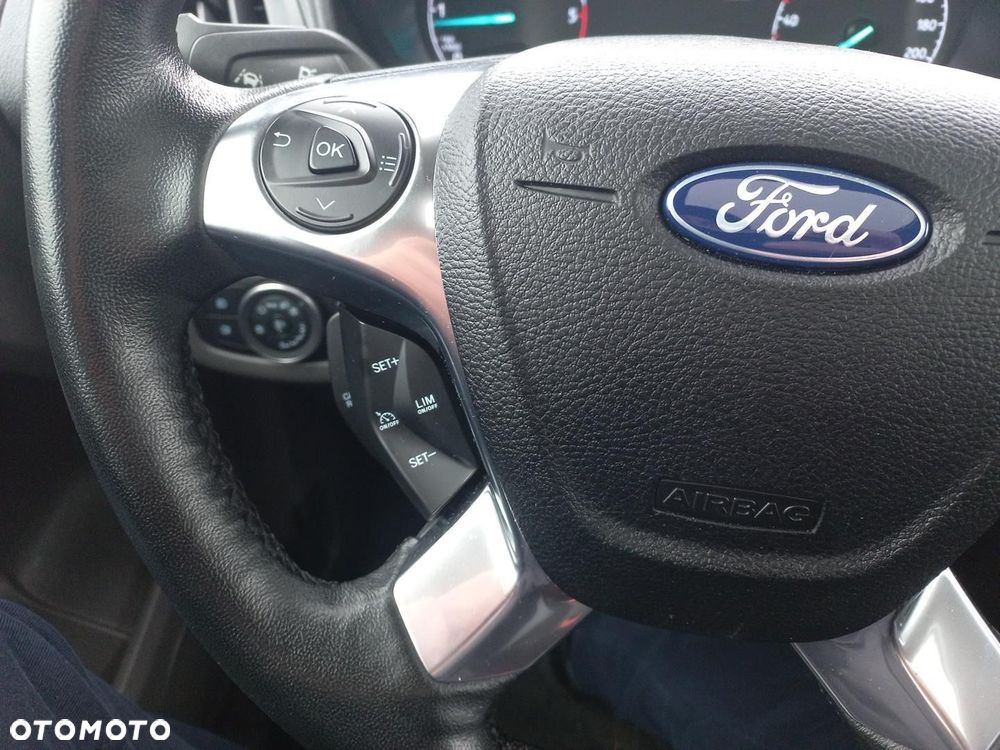 Ford Tourneo Connect 1.5 EcoBlue Titanium PowerShift - 28