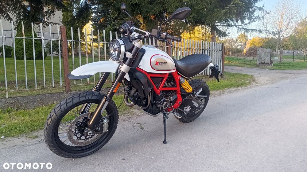 Ducati Scrambler - 1