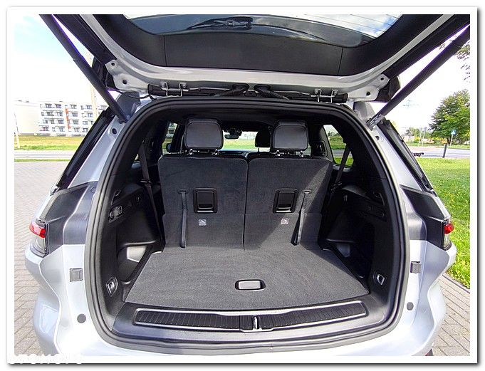 Jeep Grand Cherokee - 24