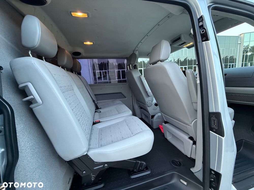 Volkswagen Transporter DSG BMT - 18