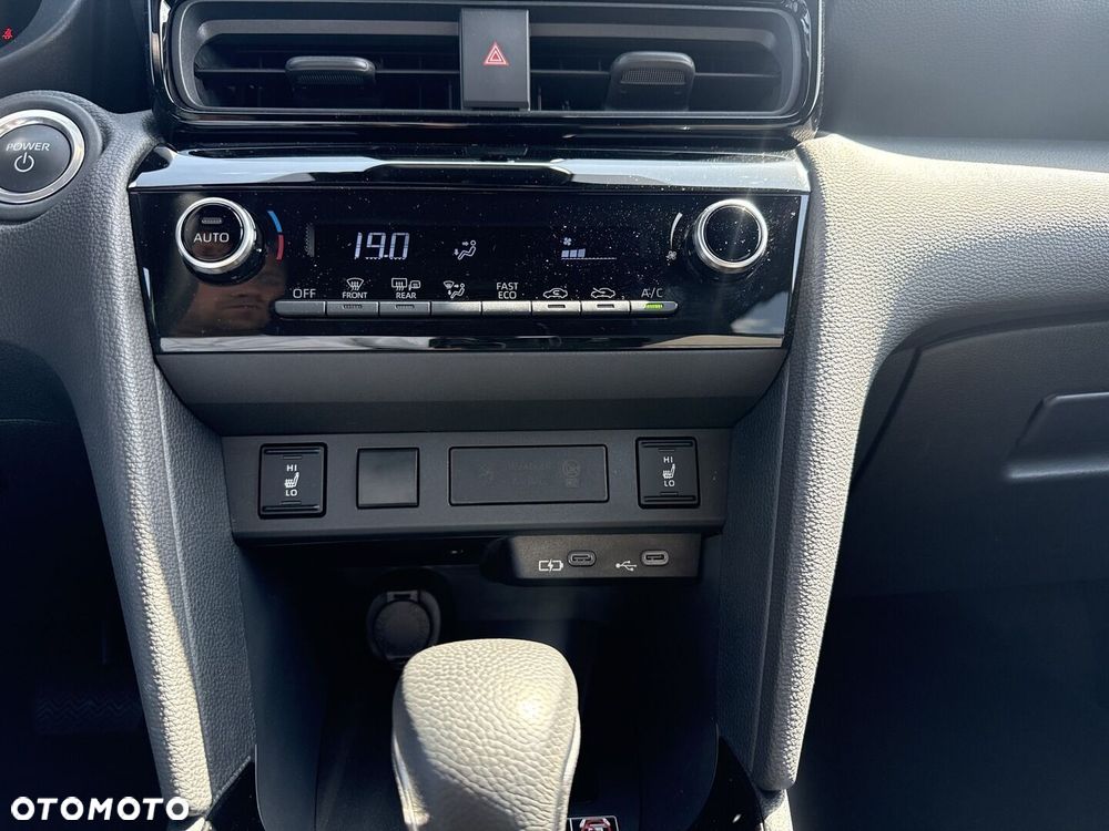 Toyota Yaris Cross Hybrid 1.5 Style - 23