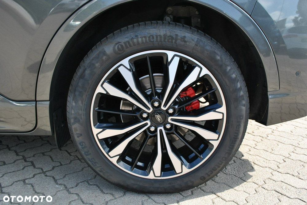 Ford Kuga - 39
