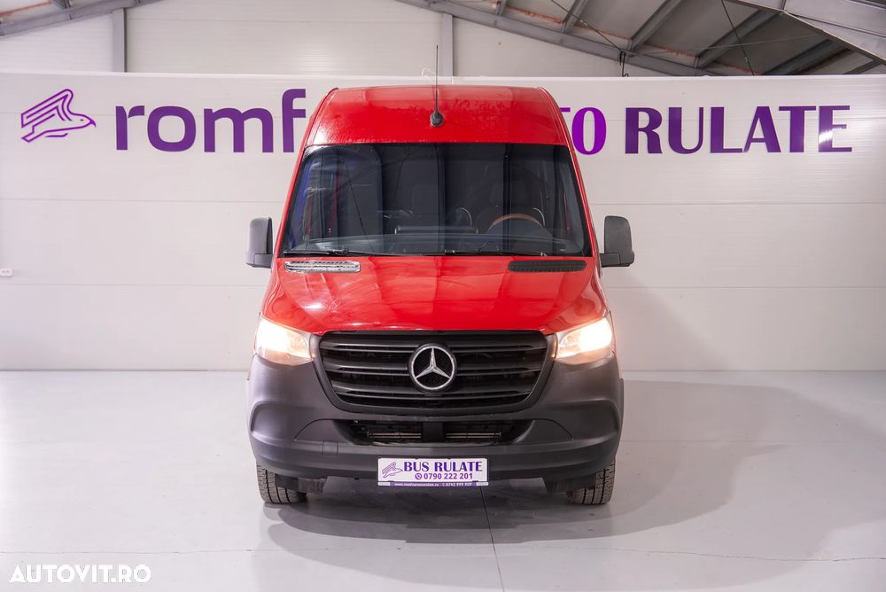 Mercedes-Benz Sprinter - 2
