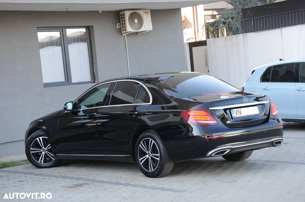 Mercedes-Benz E 220 d 9G-TRONIC - 3