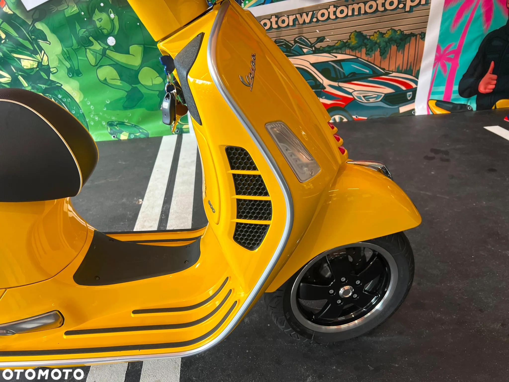 Piaggio Vespa - 10