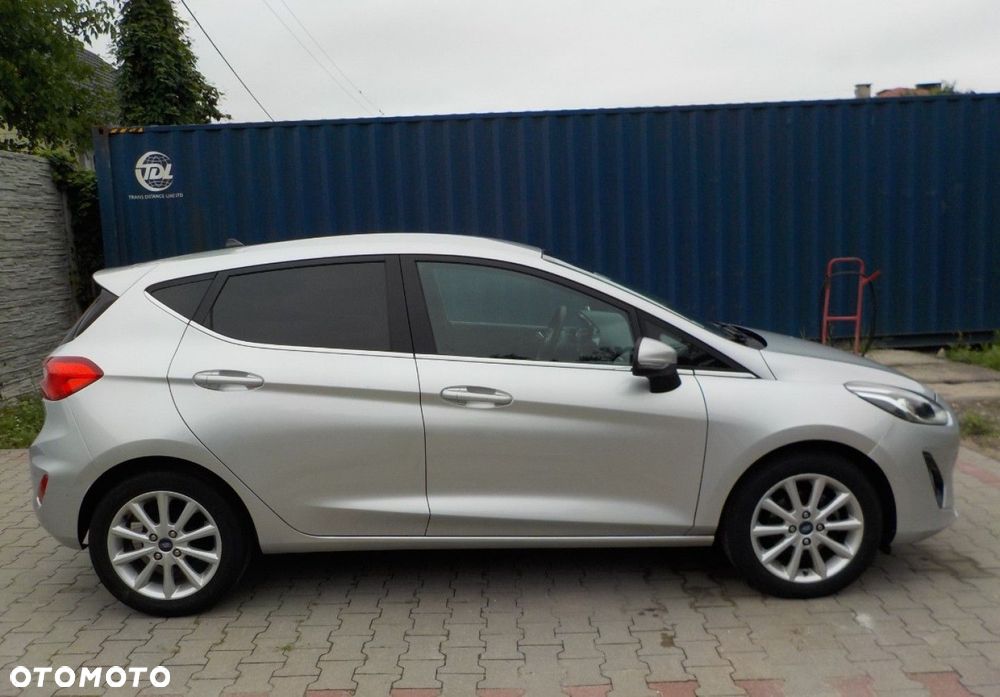 Ford Fiesta - 10