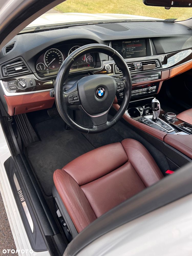 BMW Seria 5 520d - 11