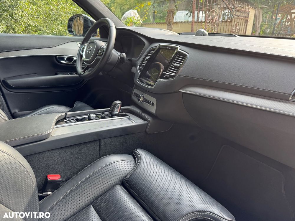 Volvo XC 90 - 3