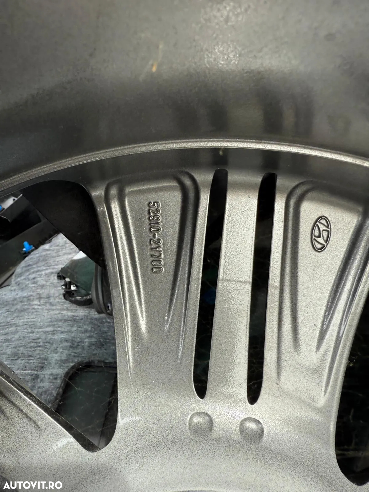 Janta Roata Originala in stare foarte buna aluminiu Hyundai IX35 SantaFe Tucson 6.5J x 18 ET51 225/55/R18H - 4