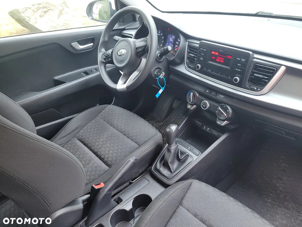 Kia Rio - 14