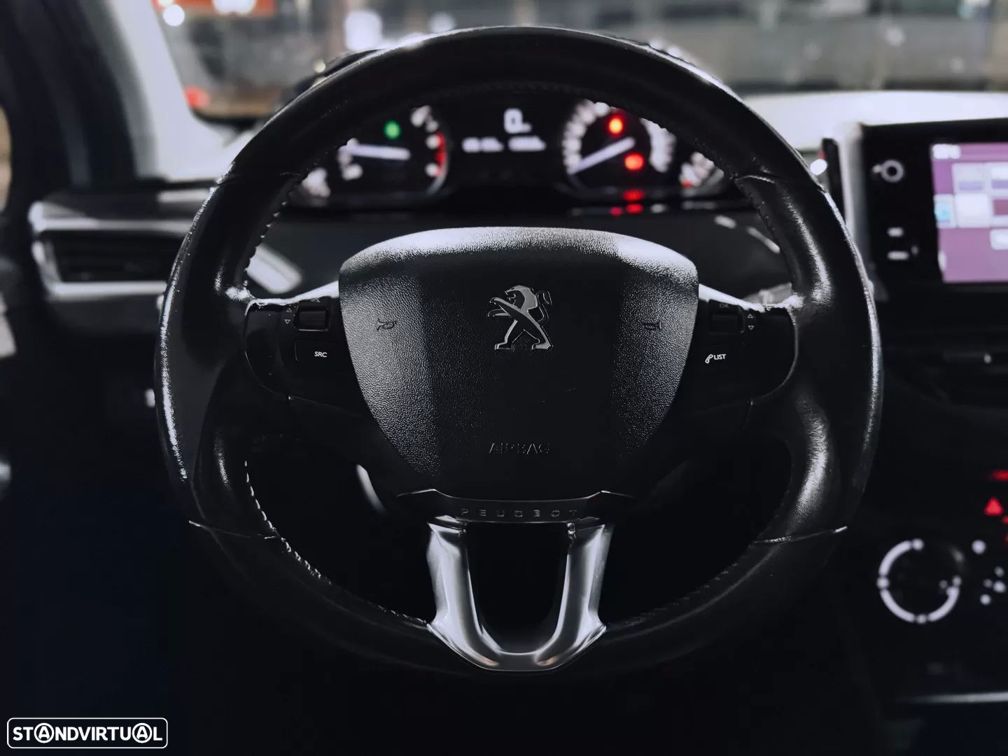 Peugeot 208 1.6 BlueHDi Style - 23