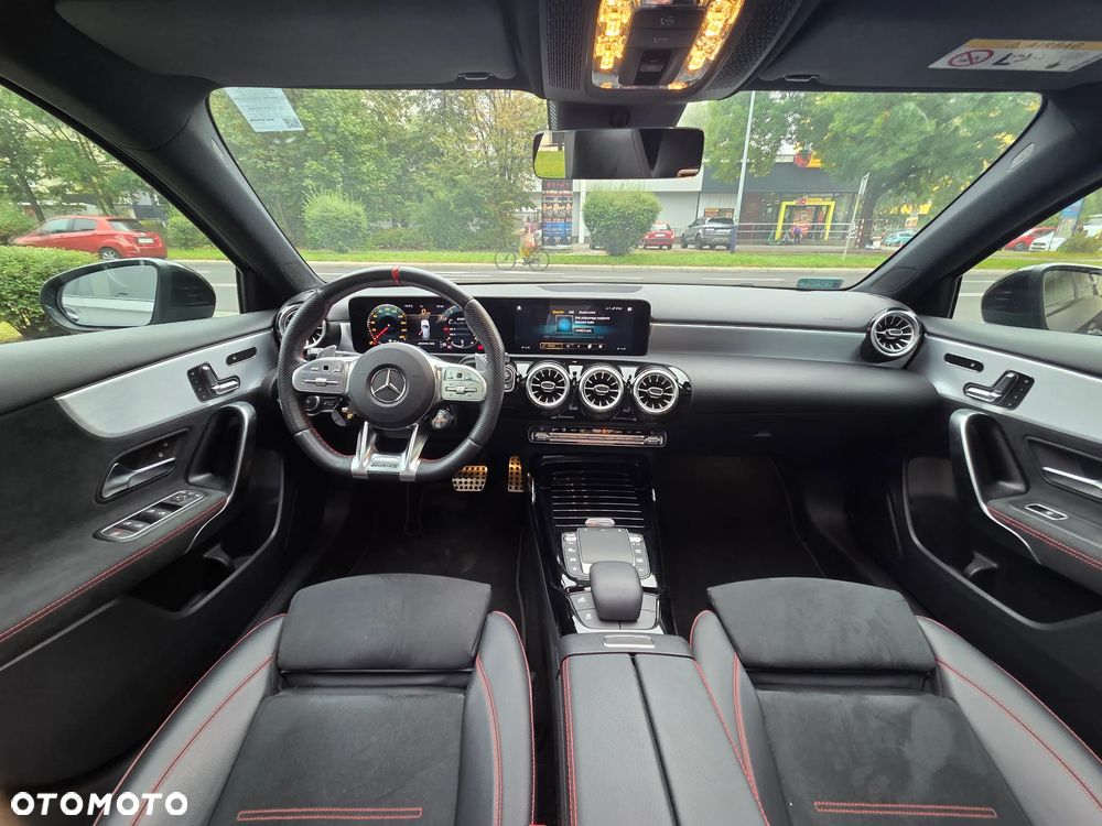 Mercedes-Benz Klasa A 35 AMG 4-Matic 7G-DCT - 22