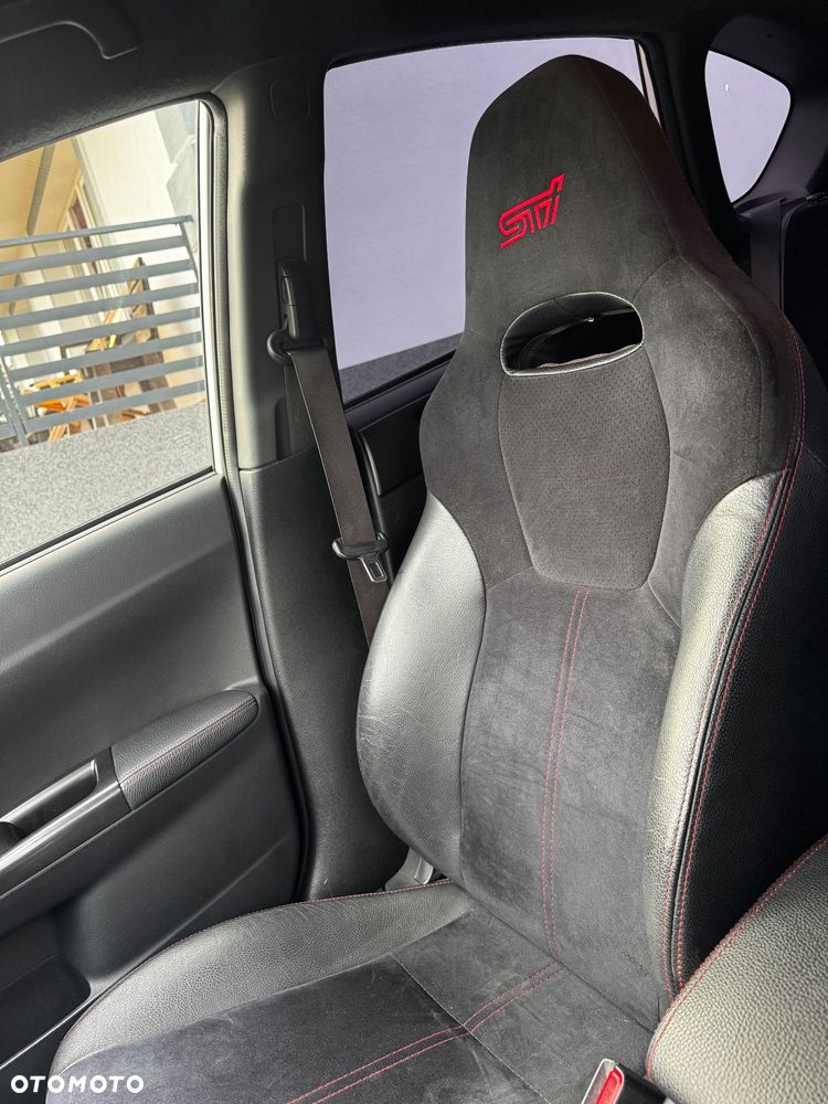 Subaru Impreza WRX STI - 21
