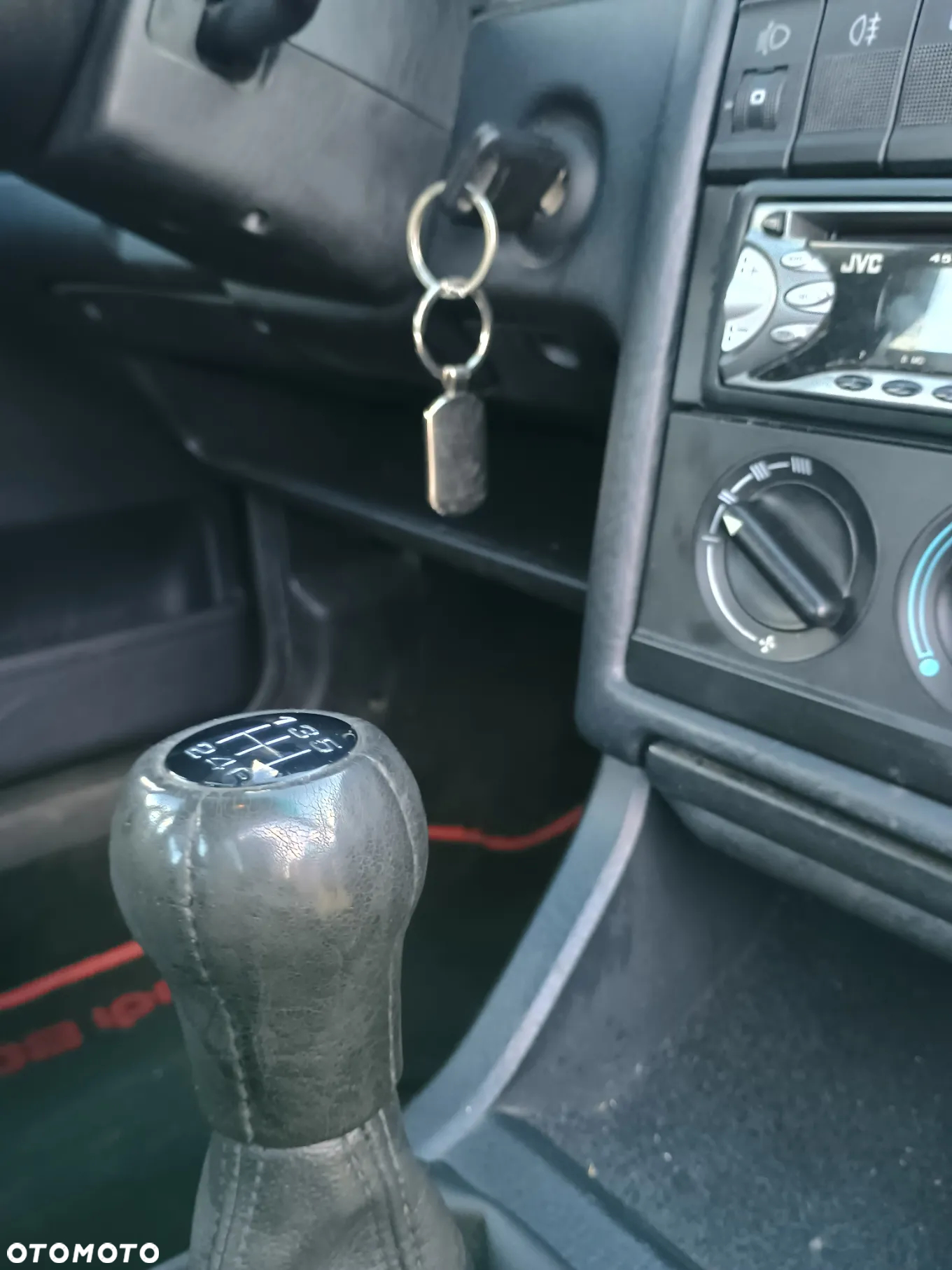 Audi 80 2.0 E - 11
