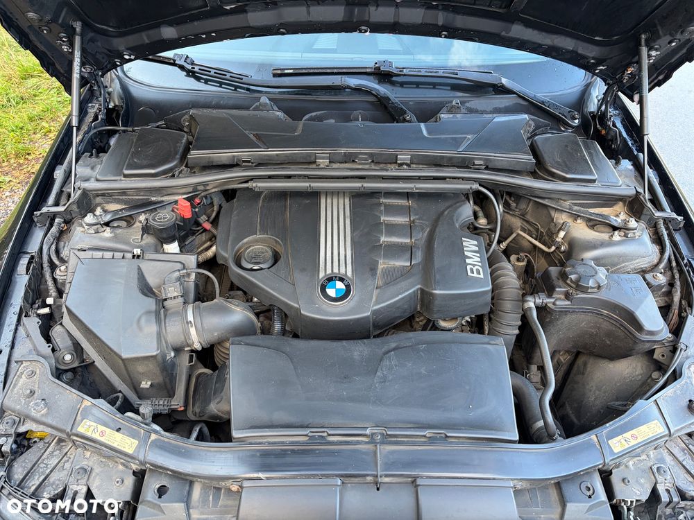 BMW Seria 3 320d - 12
