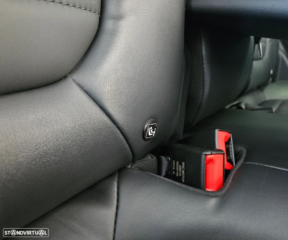 MG EHS 1.5 T-GDI Plug-in Hybrid Luxury - 42