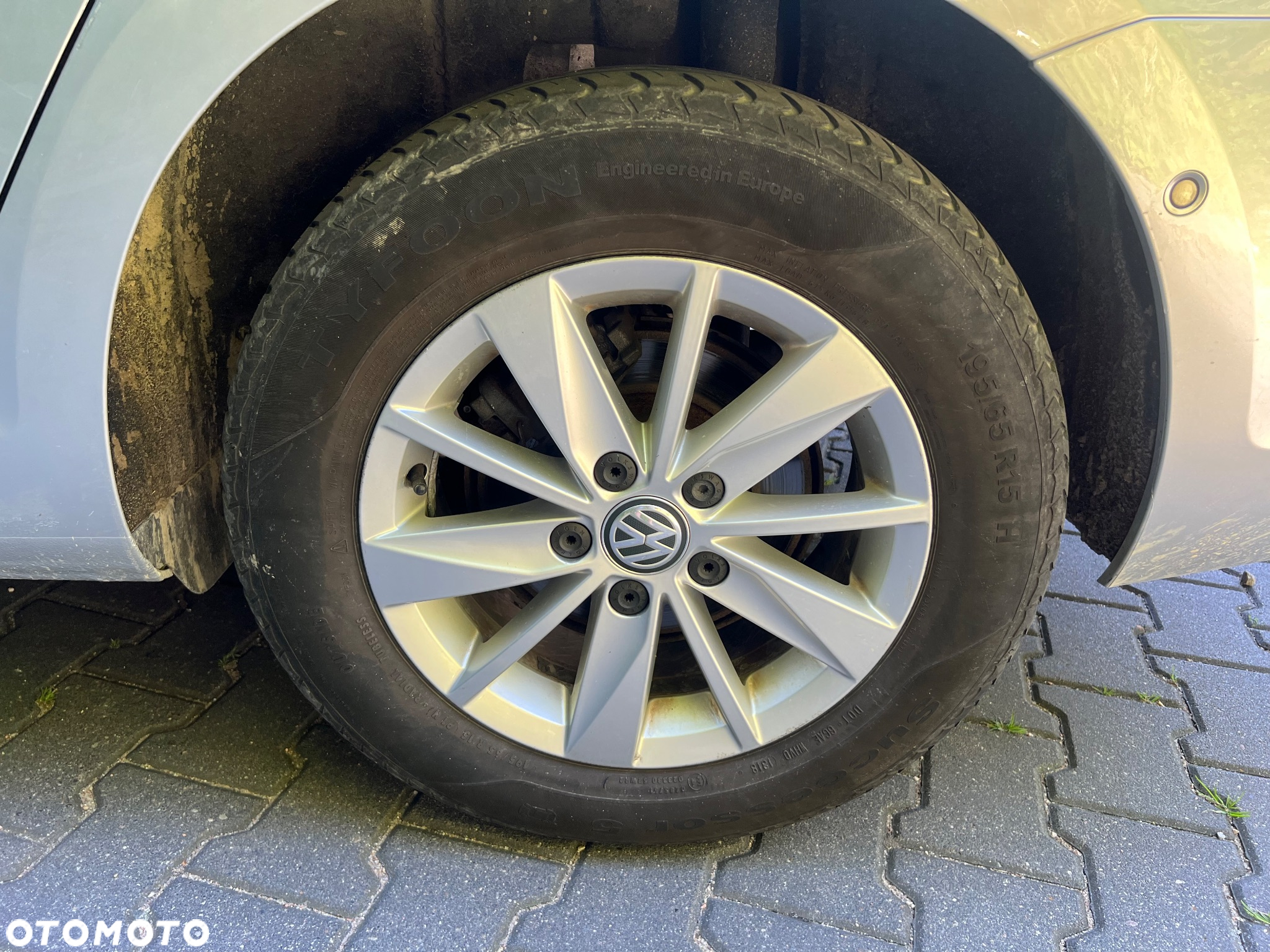 Volkswagen Golf 1.6 BlueTDI Comfortline - 33