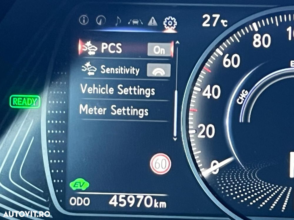 Lexus UX 250h FWD Business - 18