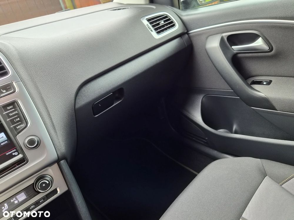 Volkswagen Polo 1.2 TSI (Blue Motion Technology) Comfortline - 15