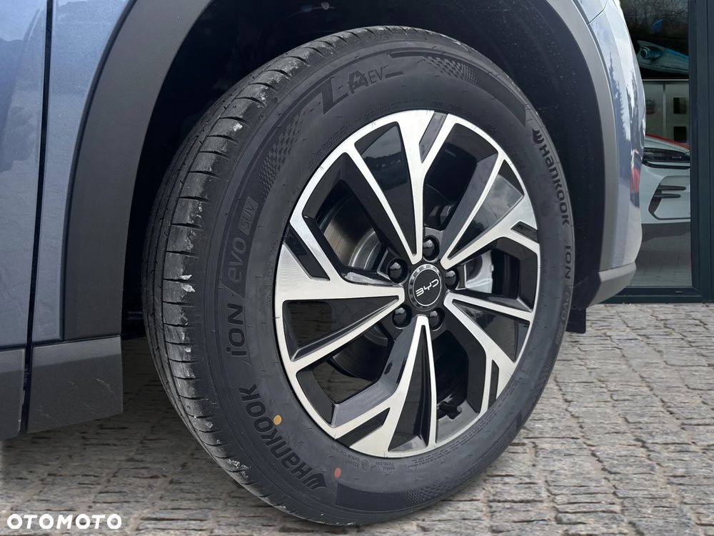 BYD Sealion 5 - 33