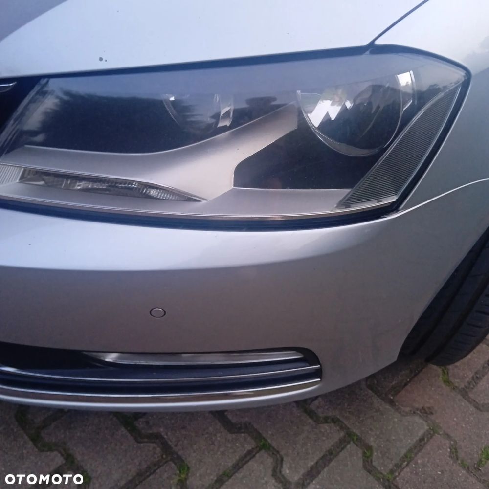 Volkswagen Passat 2.0 TDI Comfortline - 36