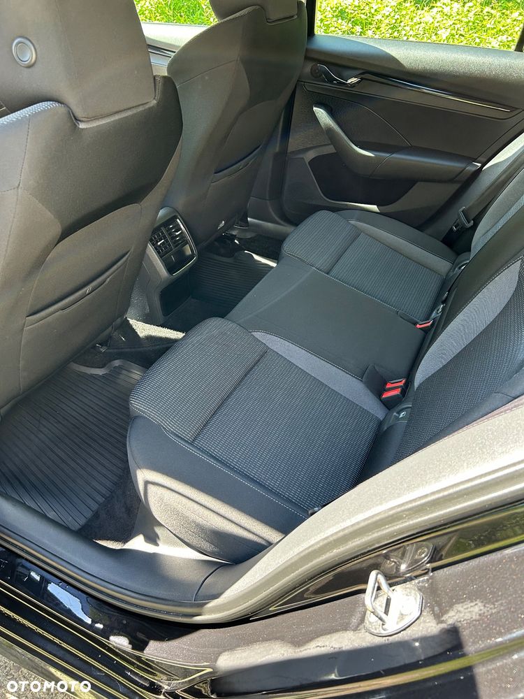 Skoda Octavia 2.0 TDI Ambition - 11