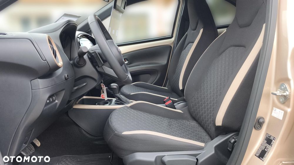 Toyota Aygo X 1.0 VVT-i Style CVT - 16