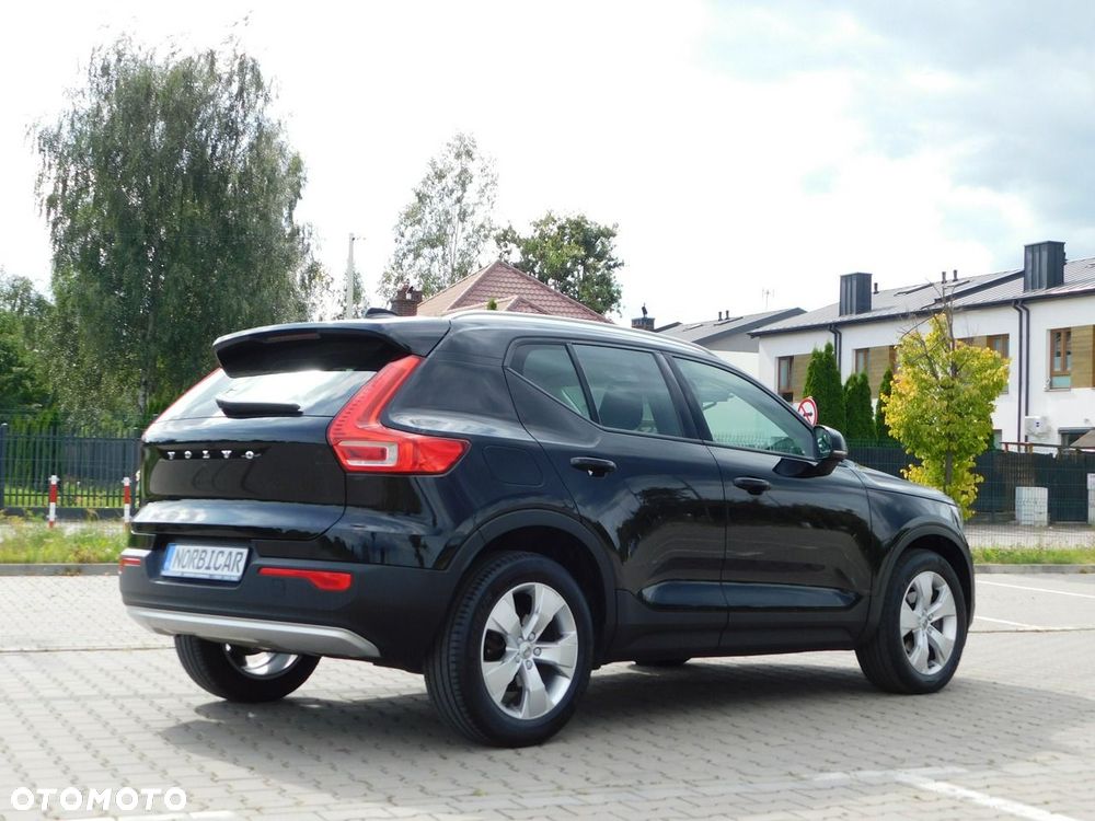 Volvo XC 40 T3 Momentum - 5