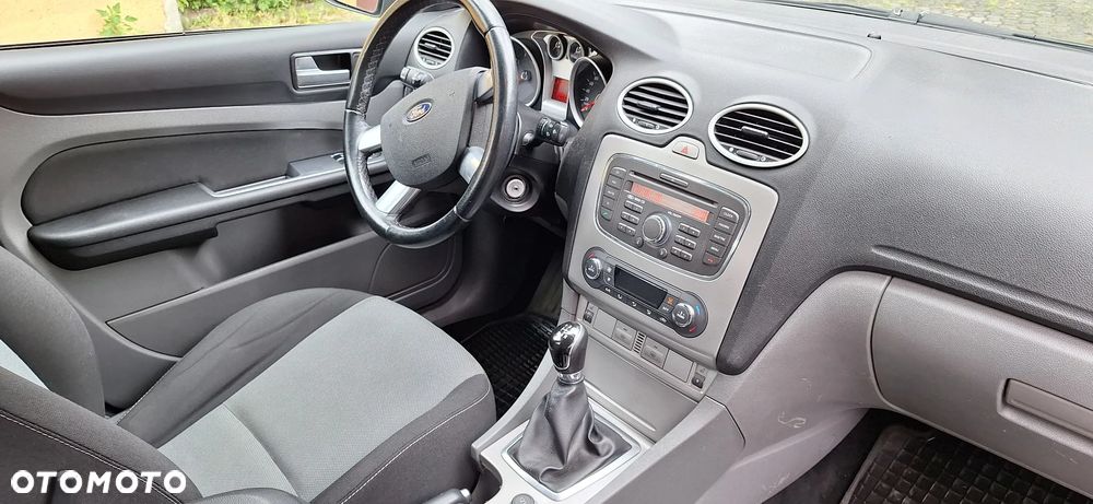 Ford Focus 1.6 16V Trend - 7