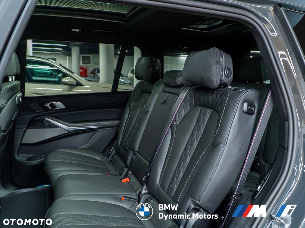 BMW X7 xDrive40d - 27