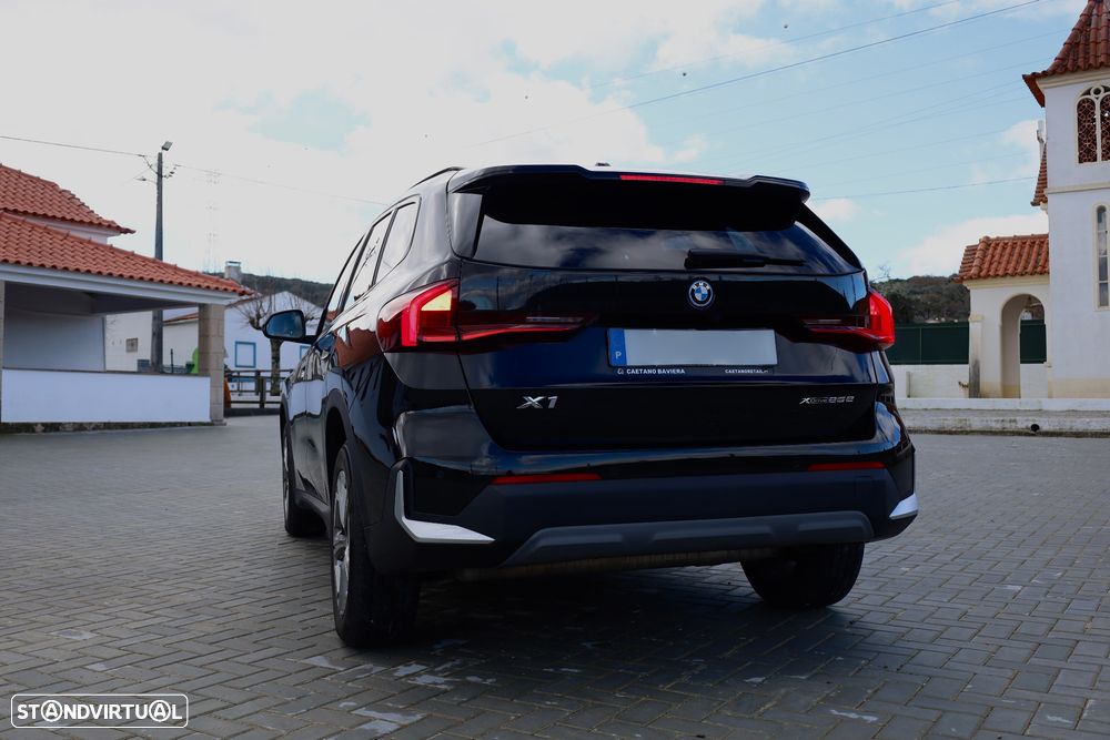 BMW X1 xDrive25e - 8