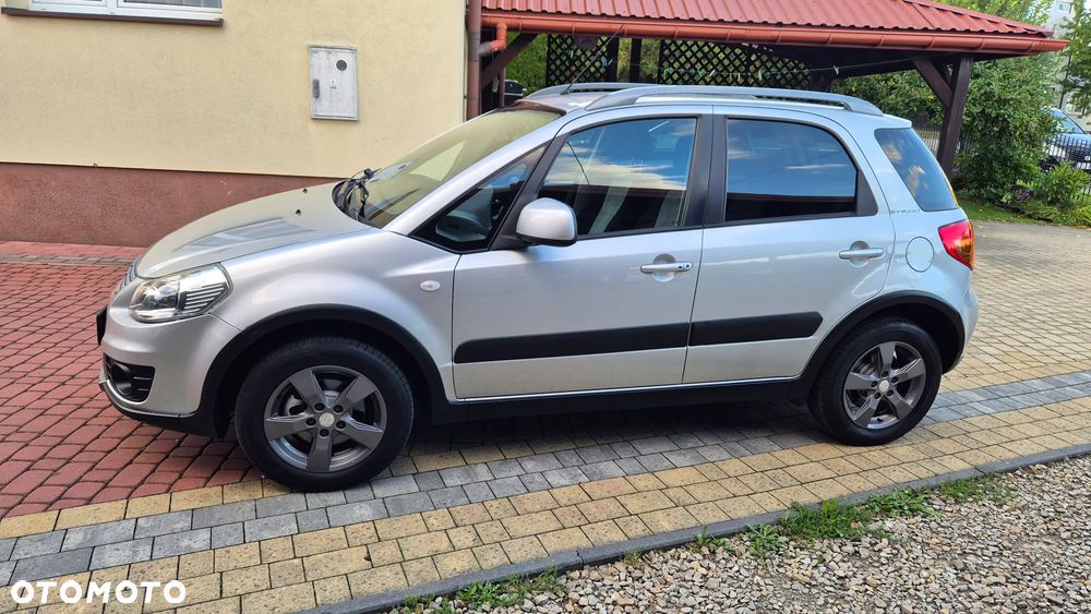 Suzuki SX4 1.6 VVT 4x4 Style - 8
