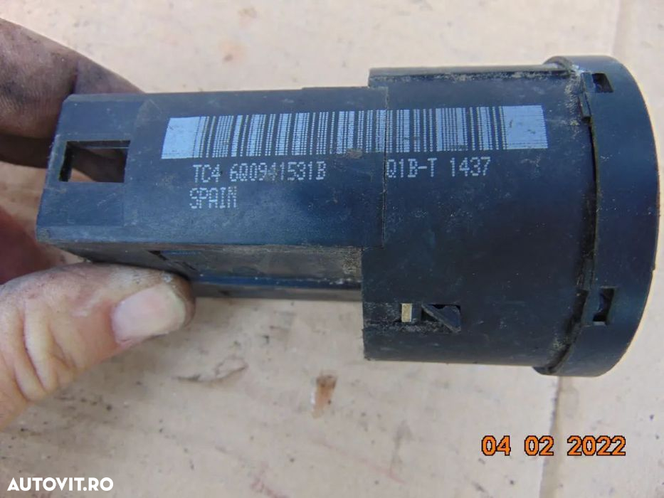 Bloc lumini Vw Polo 9n dezmembrez polo 9n 1.4 cod motor bby - 2