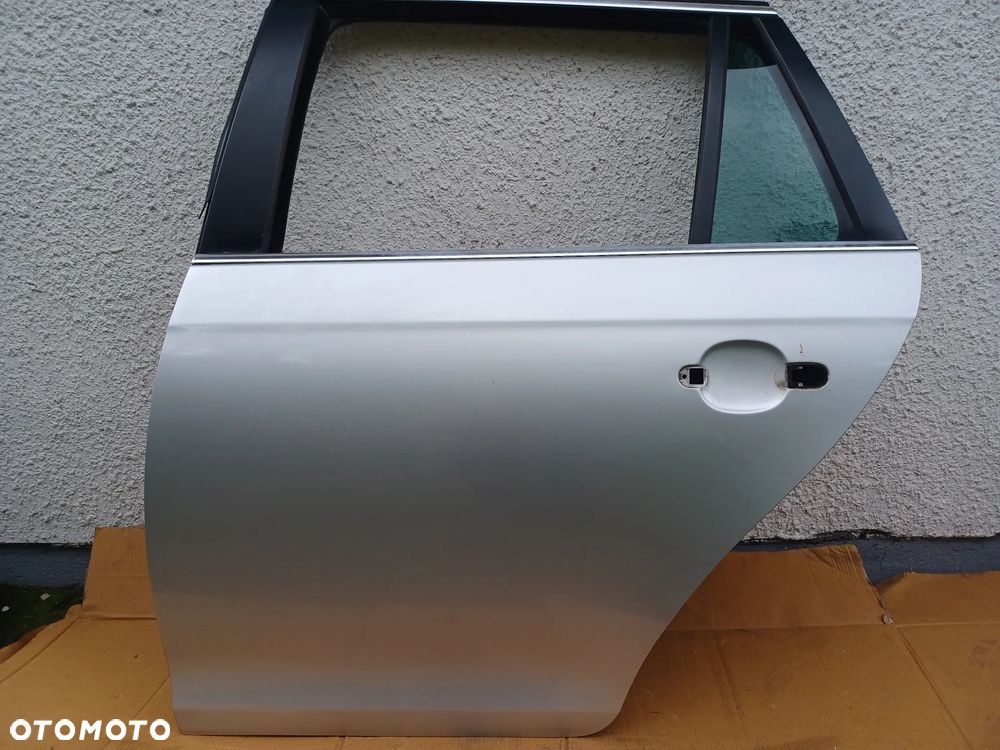 DRZWI TYLNE LEWE GOLF VI KOMBI LA7W - 1