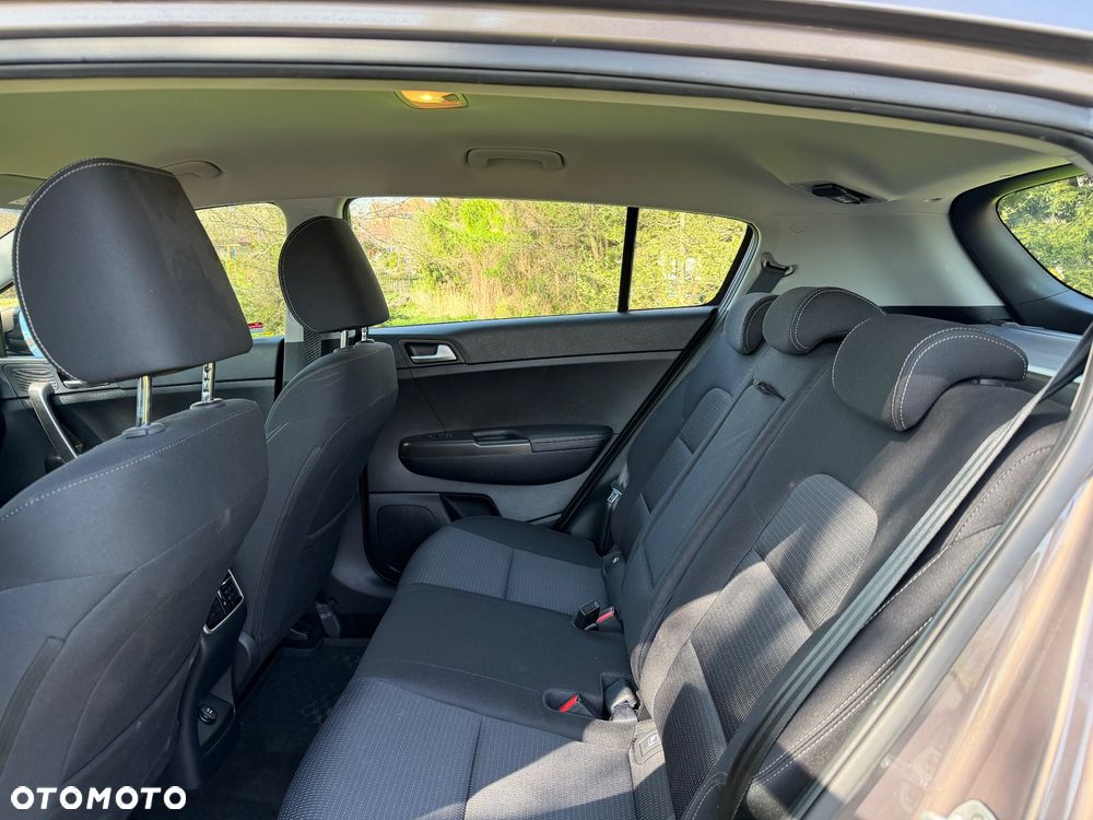 Kia Sportage 1.6 CRDI AWD VISION - 10
