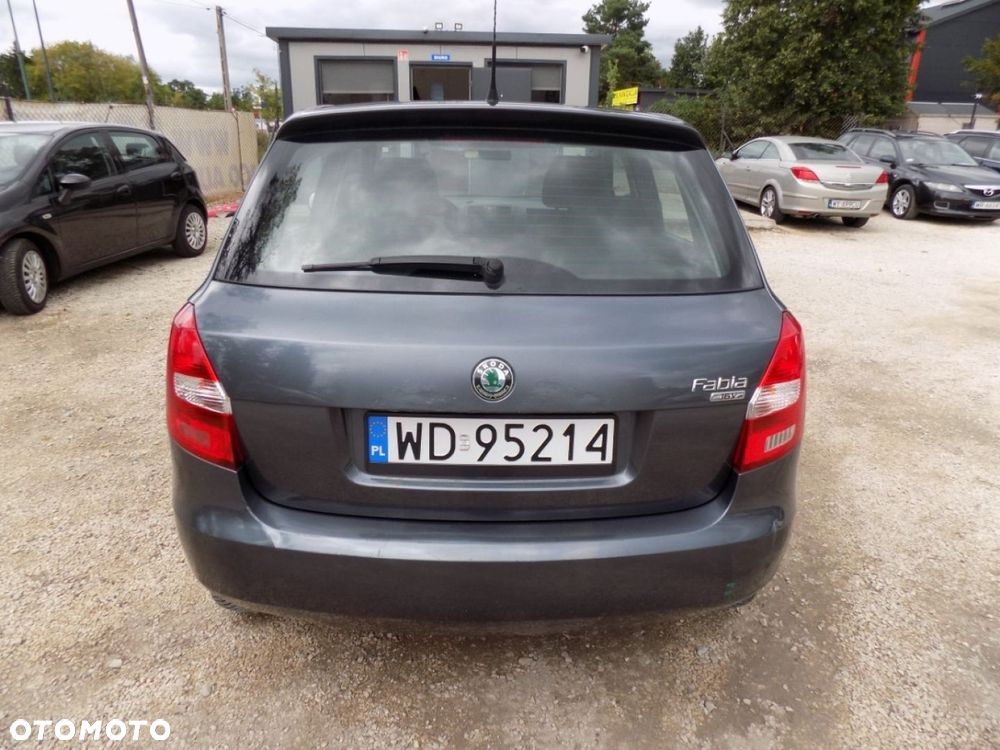 Skoda Fabia - 13